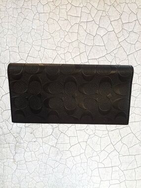 NWT Coach Black Leather Zip Wallet with Branded Zipper